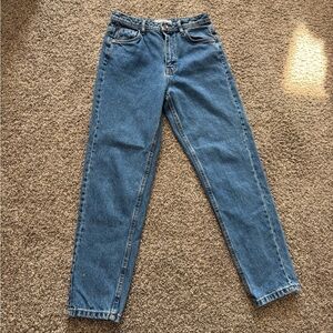 Zara Women's Classic Blue Straight Leg Jeans
